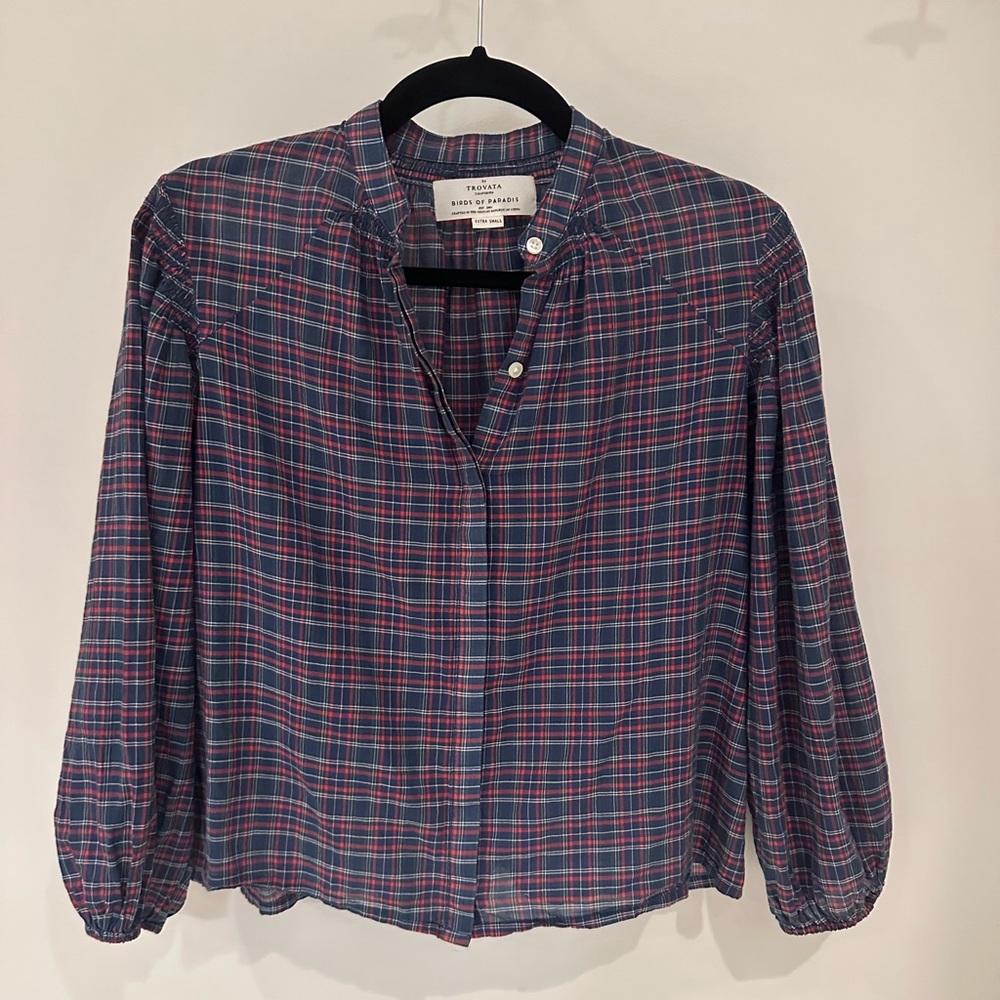 Birds of Paradis by Trovata plaid Blouse size XS, great condition